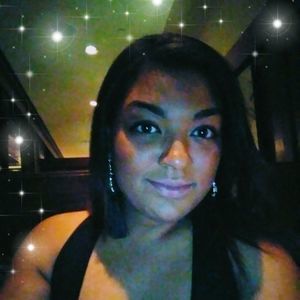 Meet your Posher, Crystal